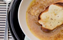 Onion and beef broth with cheese croutons